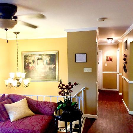 Charity'S Haven II Apartment Waldorf Bagian luar foto